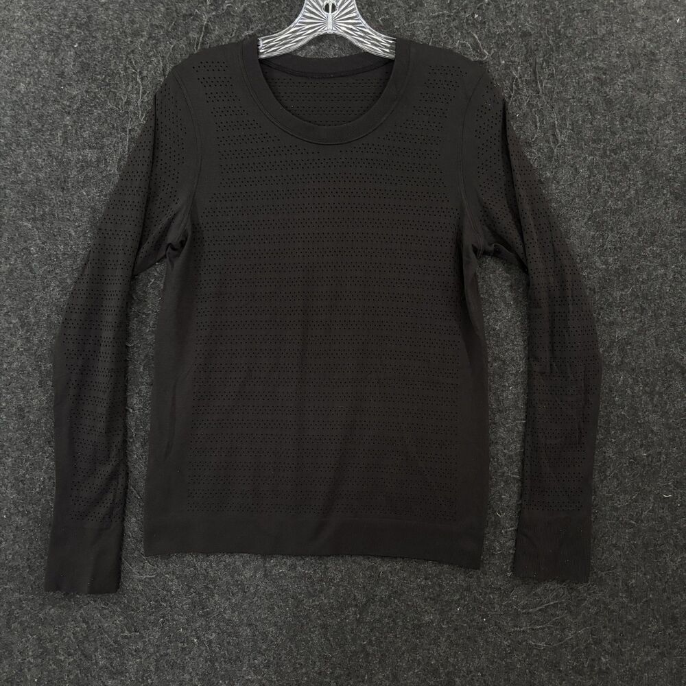 Lululemon Breeze By Shirt Women's 6 Black Long Sleeve Perforated Mesh Top